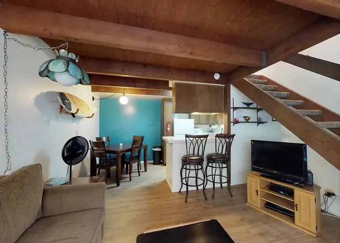 Sugar Shack Hotel Carpinteria