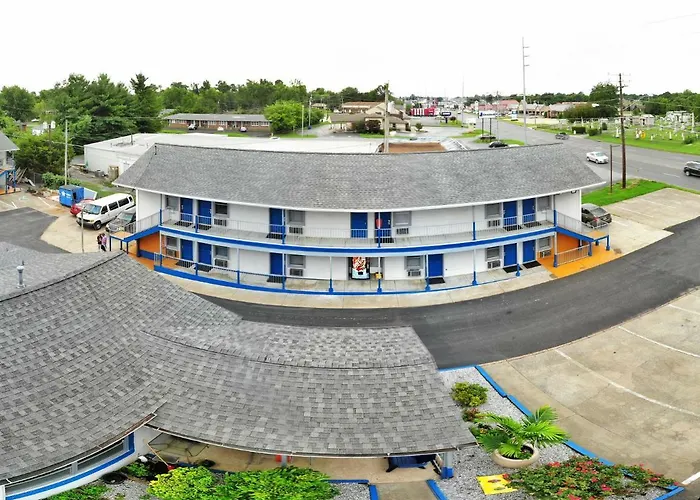 Travelers Suites