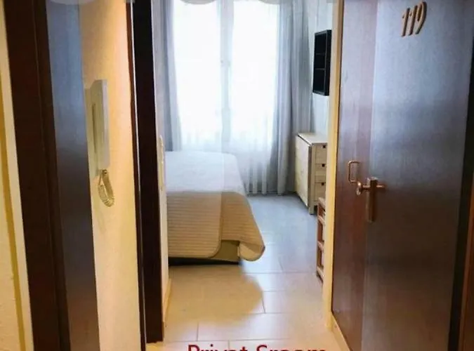 Sroom 118 And 119 In Center Reutlingen