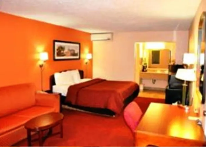 Westgate Inn And Suites Clarksville