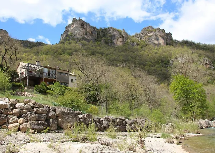 Hôtels à Nant