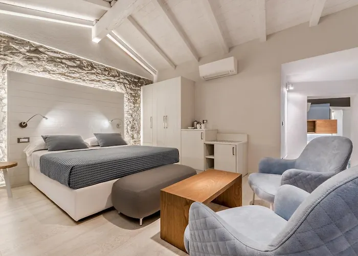 Hotel Amanarola