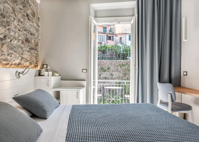 Hotel Amanarola