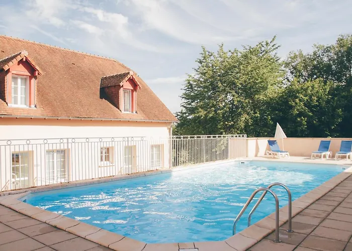 Terres de France - Appart'Hôtel La Roche-Posay
