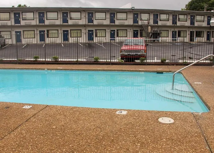 Motel 6-Fayetteville, Ar Johnson