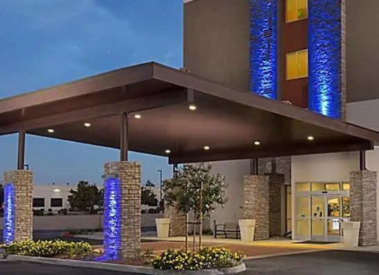 Holiday Inn Express Visalia-Sequoia Gateway Area By Ihg