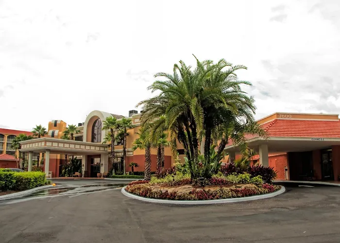 Westgate Towers Hotel