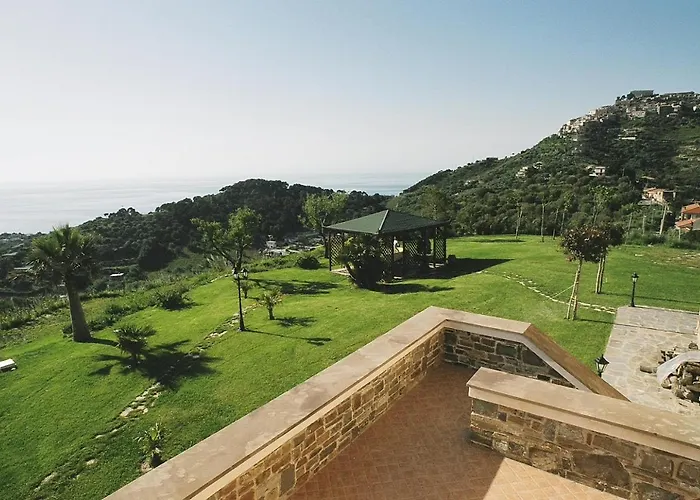 Bed and Breakfast La Rosa Dei Venti Castellabate