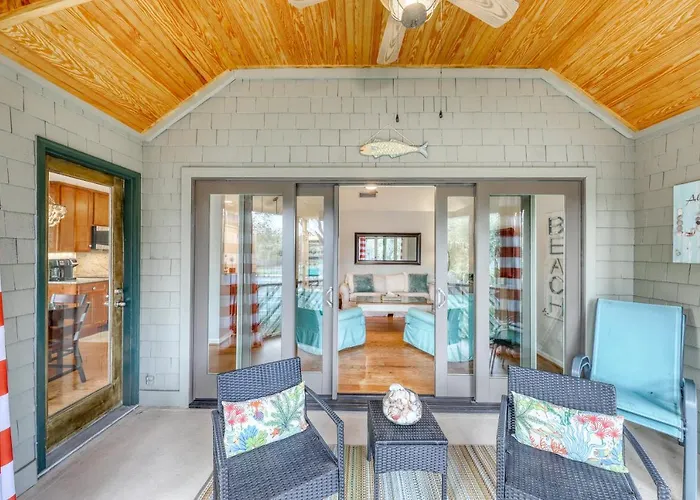 4654 Tennis Club Villa