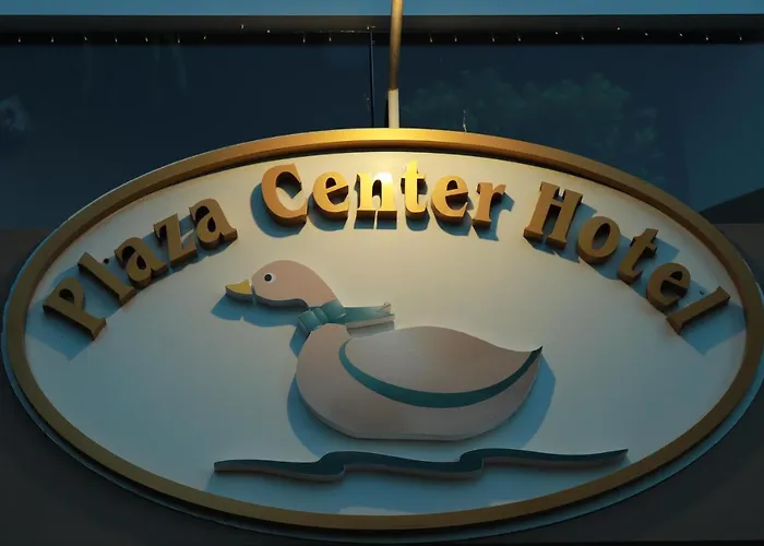 Plaza Center Hotel