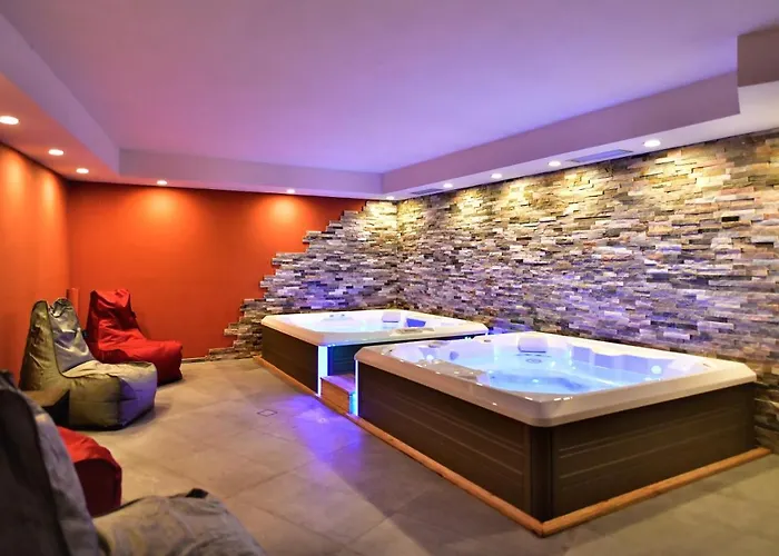 Alp Hotel Dolomiti Dimaro