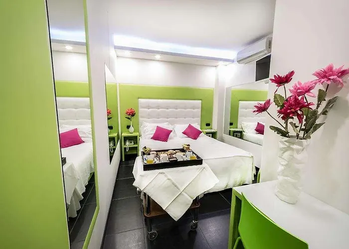 Kleopatra Design Hotel Napels
