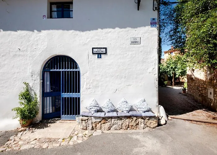 Little Vine Bed and Breakfast Sant Pere De Ribes