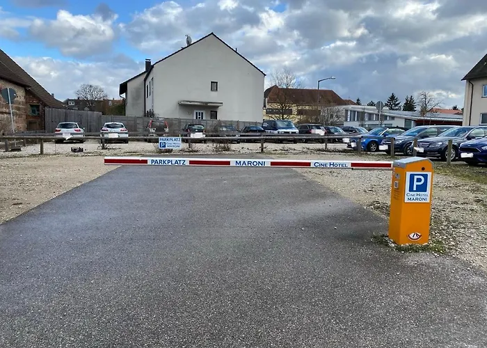 CineHotel Maroni Zirndorf
