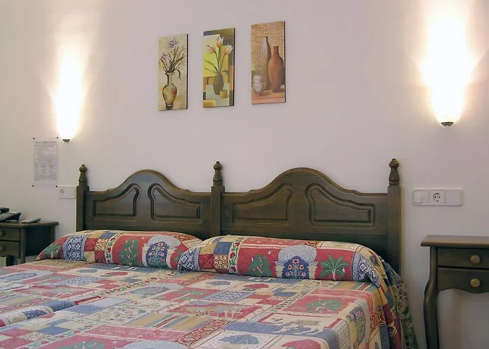 Hotel La Glorieta Banos De Montemayor