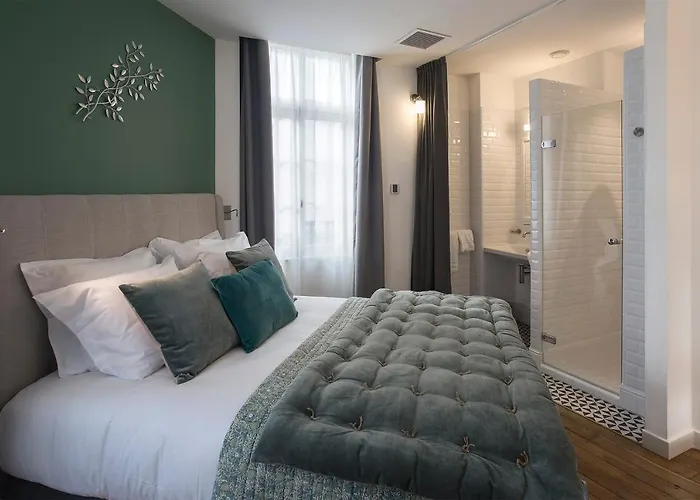 Appart Hôtel - Hyper Centre - VILLA CÔTÉ PLATEAU - 3 Étoiles Certifiées- Angoulême