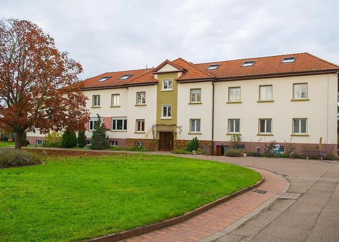 Christliche Gaestehaeuser Weinstrasse