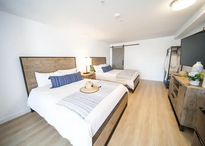 The Surfbreak Hotel