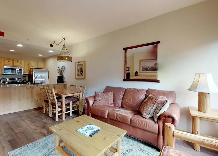 Tucker Mountain Lodge 321