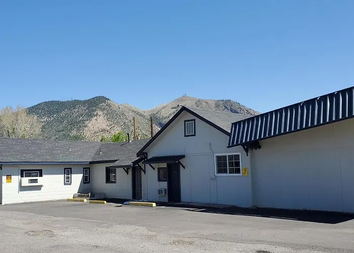 Pinecrest Inn & Suites Flagstaff