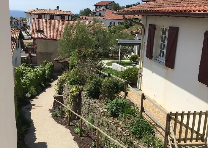 Hotel Restaurant Elissaldia Bidart